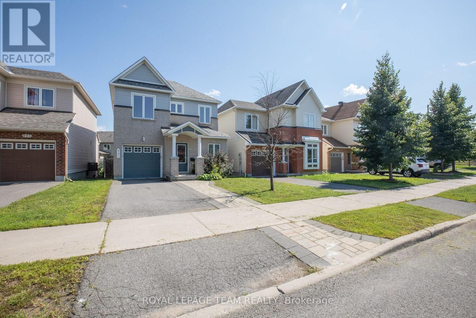 687 Paul Metivier Drive, Ottawa, Ontario  K2J 2T4 - Photo 3 - X12462871