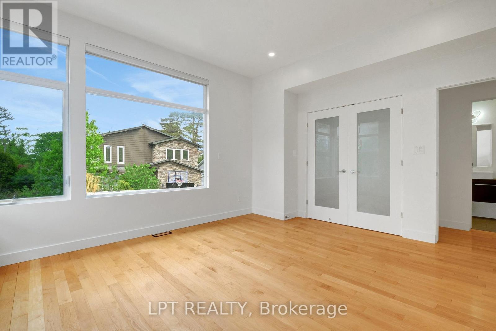 298 Crestview Road, Ottawa, Ontario  K1H 5G6 - Photo 44 - X12612598