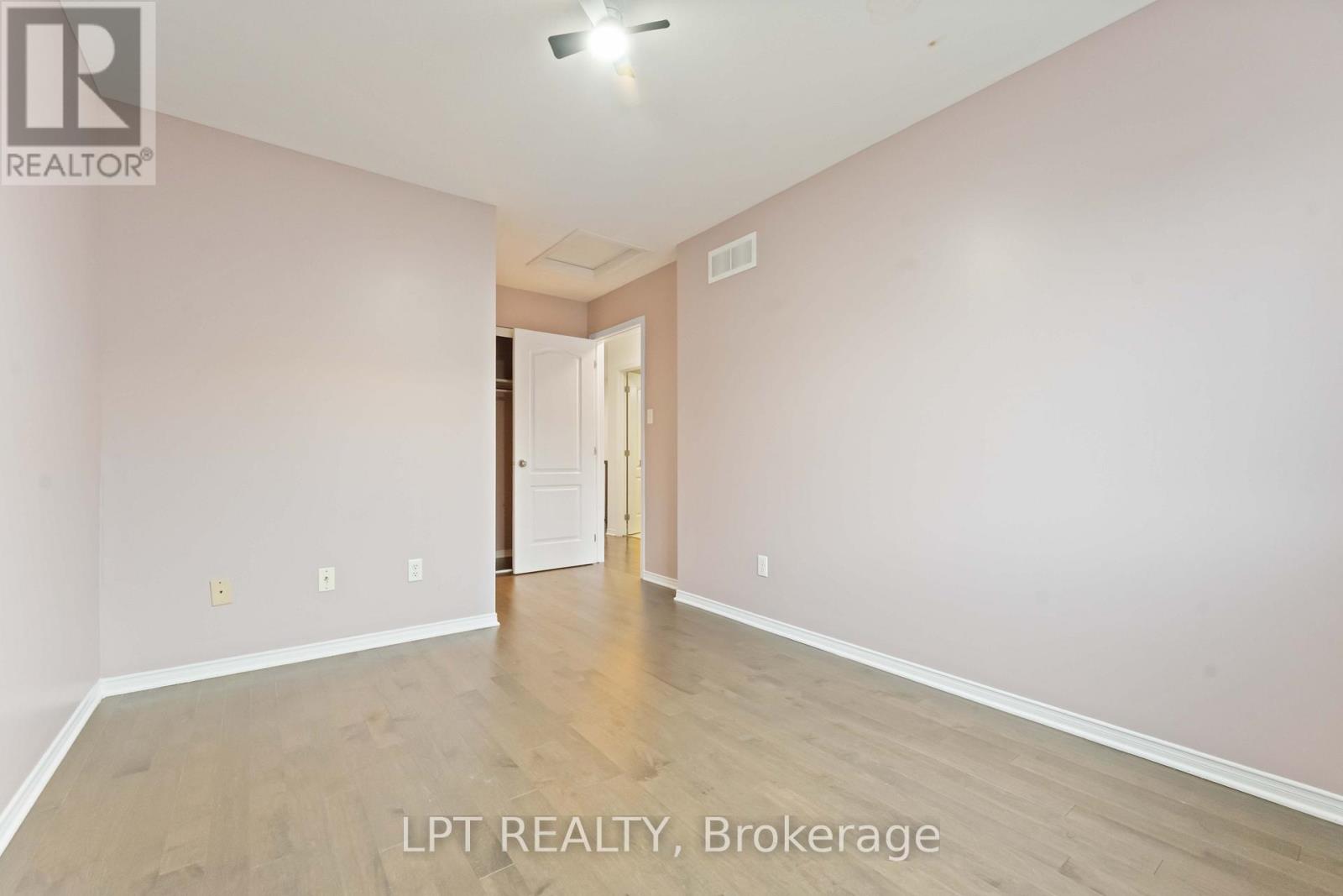 213 Idlewild Private, Ottawa, Ontario  K2J 0P4 - Photo 24 - X12615190