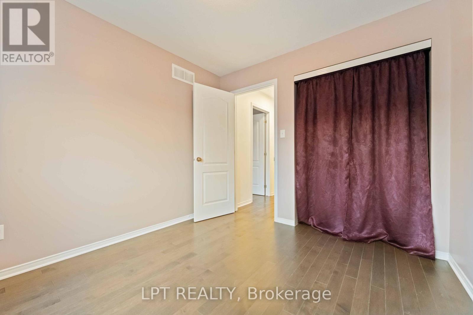 213 Idlewild Private, Ottawa, Ontario  K2J 0P4 - Photo 28 - X12615190