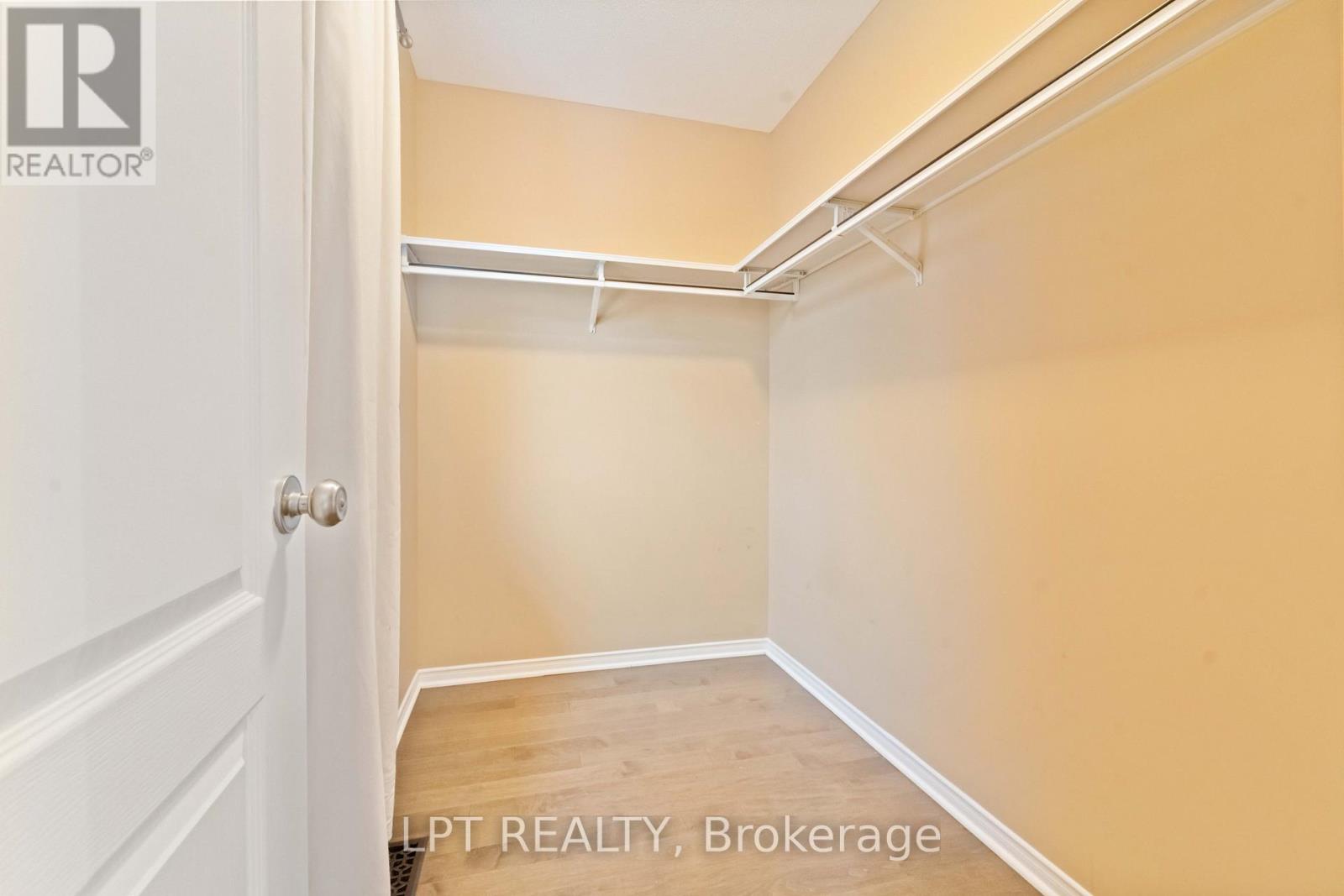 213 Idlewild Private, Ottawa, Ontario  K2J 0P4 - Photo 33 - X12615190