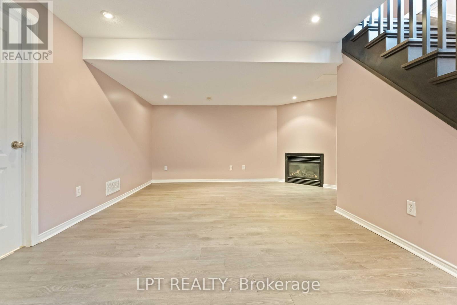 213 Idlewild Private, Ottawa, Ontario  K2J 0P4 - Photo 35 - X12615190