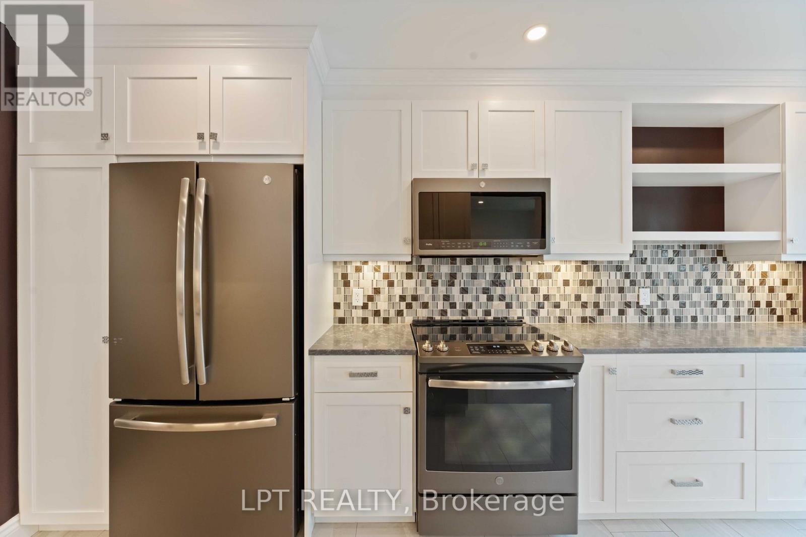 213 Idlewild Private, Ottawa, Ontario  K2J 0P4 - Photo 14 - X12615190