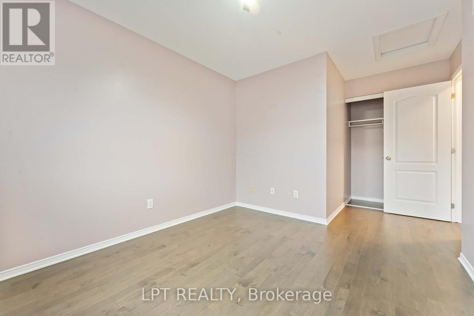 213 Idlewild Private, Ottawa, Ontario  K2J 0P4 - Photo 23 - X12615190