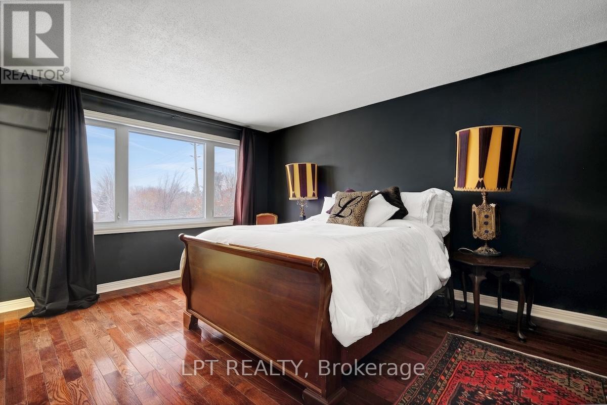 56 Sandhurst Court, Ottawa, Ontario  K1V 9V4 - Photo 25 - X12628140