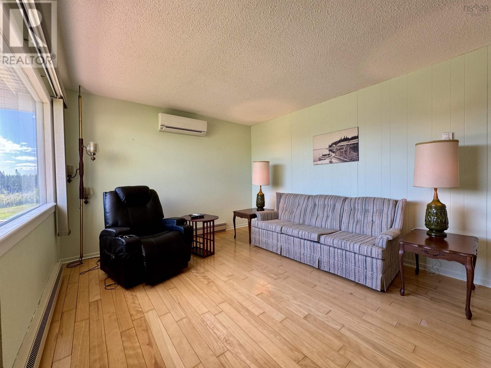 594 Highway 247, Grand Greve, Nova Scotia B0E 3B0 - Photo 7 - 202523271