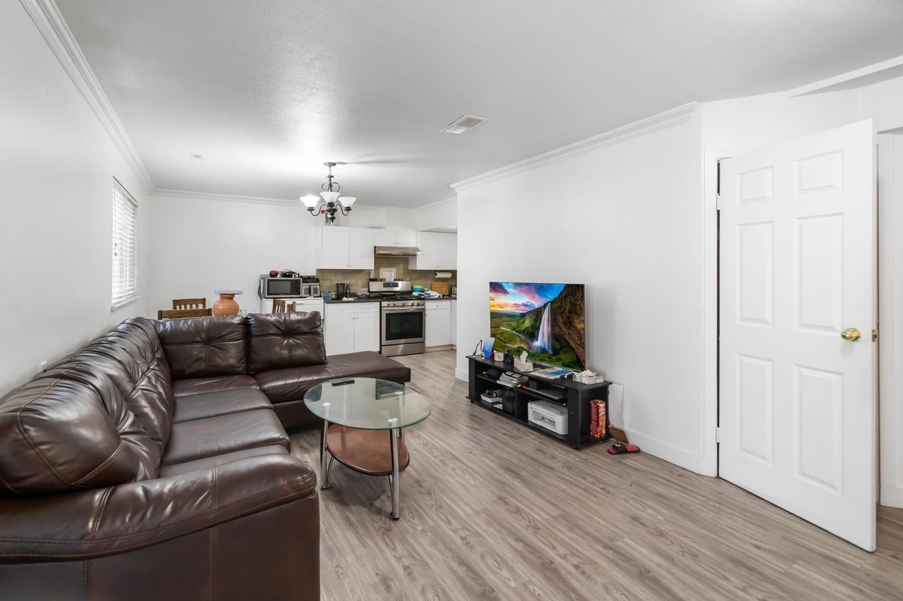 10785 155a Street, Surrey, British Columbia  V3R 9X5 - Photo 17 - R3074404