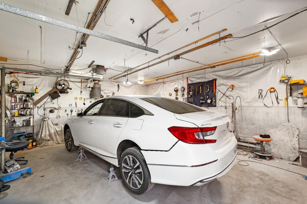 10785 155a Street, Surrey, British Columbia  V3R 9X5 - Photo 13 - R3074404