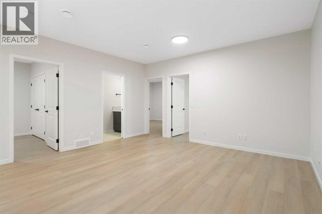 147 Marmot Grove Nw, Calgary, Alberta  T3R 2G4 - Photo 32 - A2264896