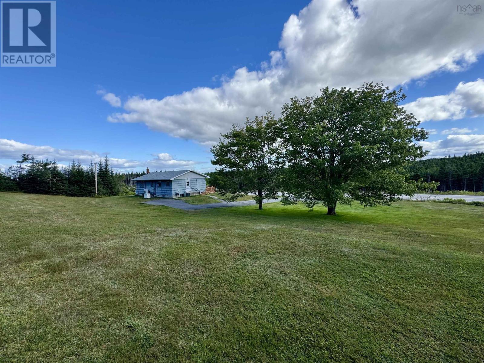 594 Highway 247, Grand Greve, Nova Scotia B0E 3B0 - Photo 5 - 202523271