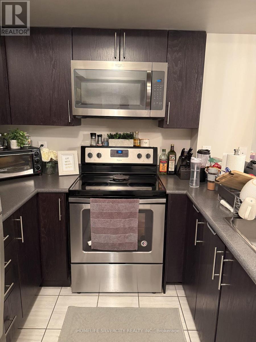 110 - 2 Dunsheath Way, Markham, Ontario  L6B 1N3 - Photo 6 - N12640654