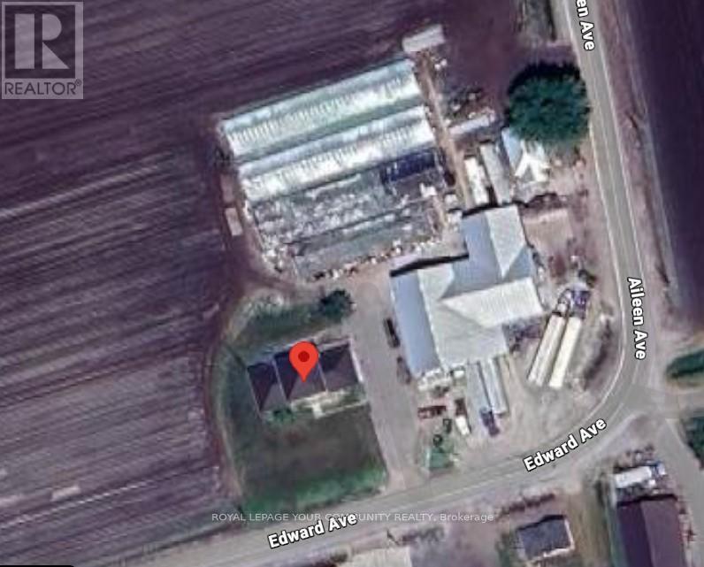 200 Edward Avenue, King, Ontario  L3Y 4V9 - Photo 2 - N12640680