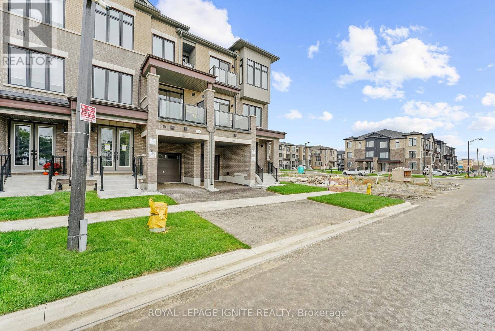 70 Thule Street, Vaughan, Ontario  L4H 5L2 - Photo 4 - N12640724