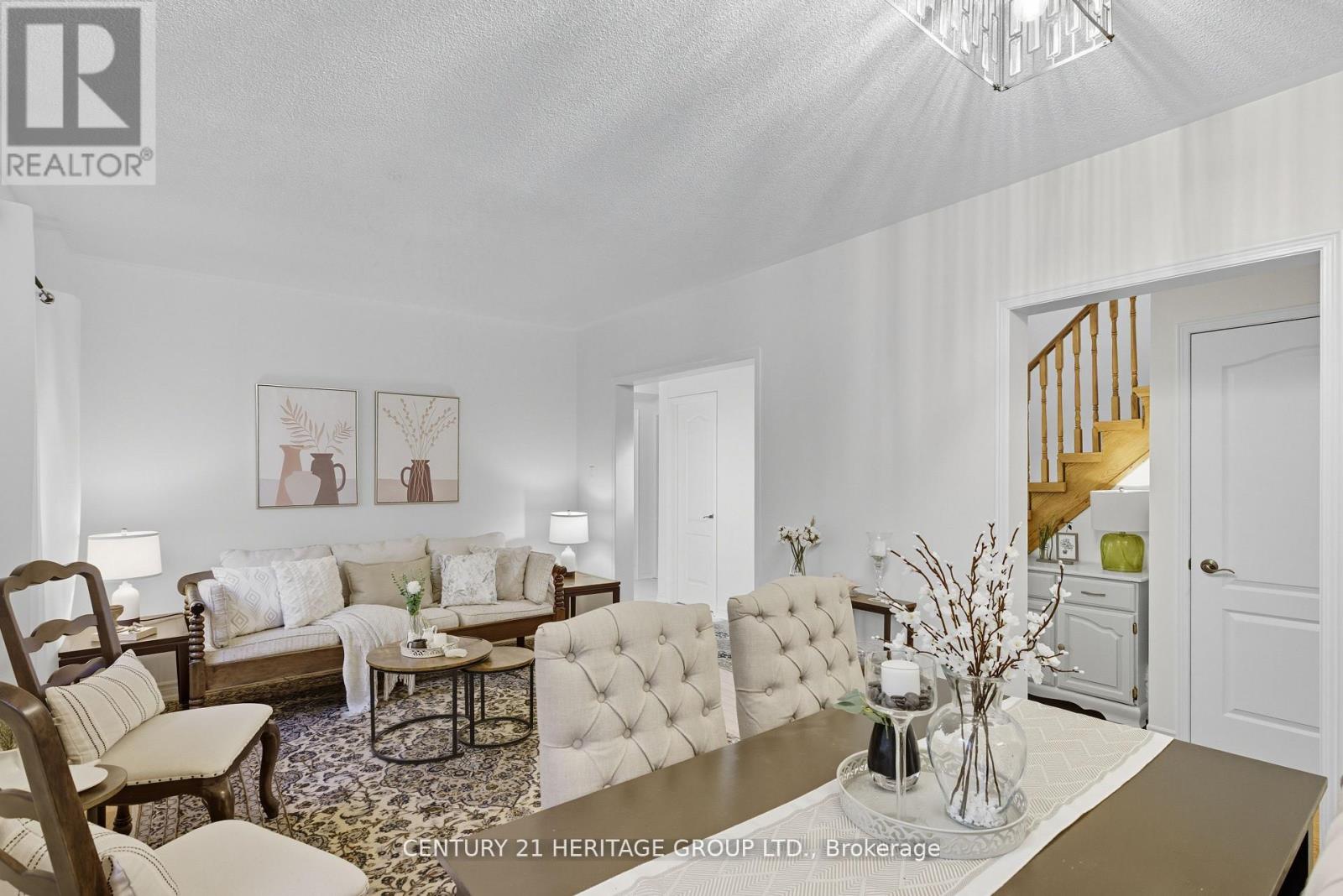 398 Carruthers Avenue, Newmarket, Ontario  L3X 2C1 - Photo 11 - N12640750