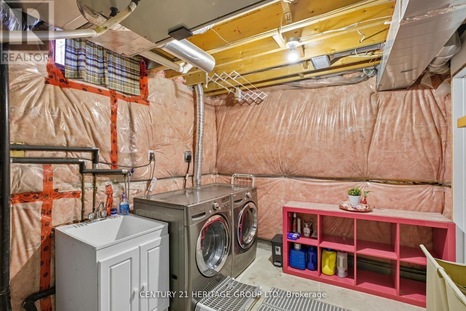 398 Carruthers Avenue, Newmarket, Ontario  L3X 2C1 - Photo 33 - N12640750