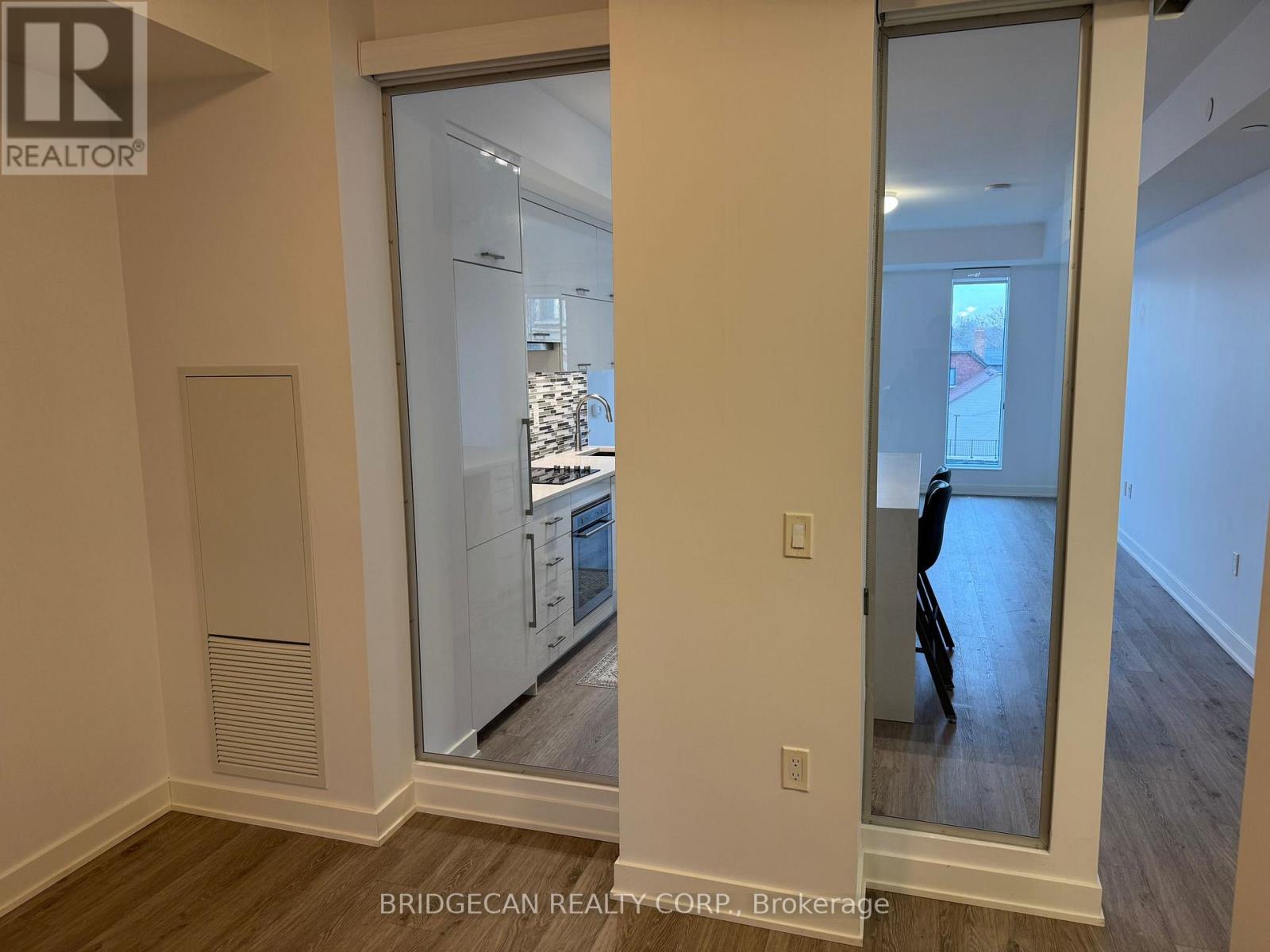 414 - 106 Dovercourt Road, Toronto, Ontario  M6J 3C3 - Photo 8 - C12639758