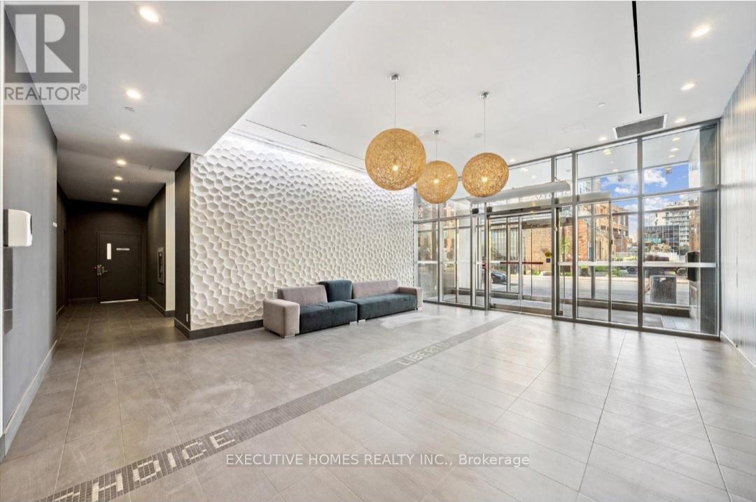 150 East Liberty Street, Toronto (Niagara), Ontario  M6K 3R5 - Photo 3 - C12640674