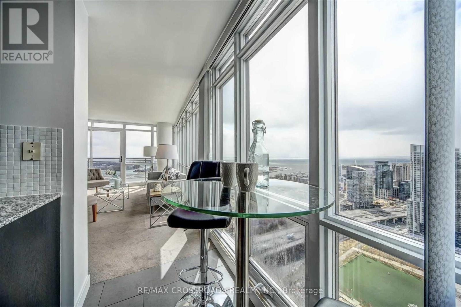 4712 - 15 Fort York Boulevard, Toronto (Waterfront Communities), Ontario  M5V 3Y4 - Photo 11 - C12640718