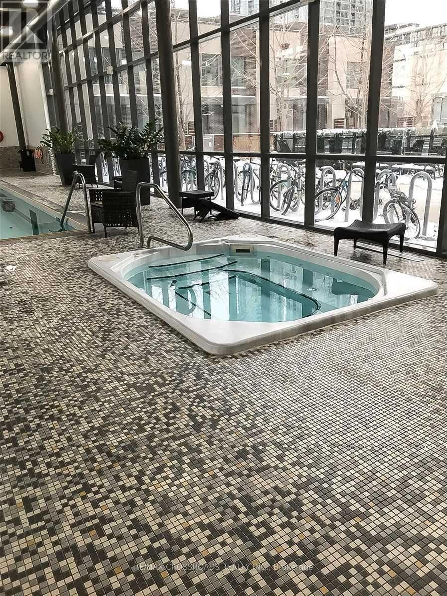 4712 - 15 Fort York Boulevard, Toronto (Waterfront Communities), Ontario  M5V 3Y4 - Photo 25 - C12640718