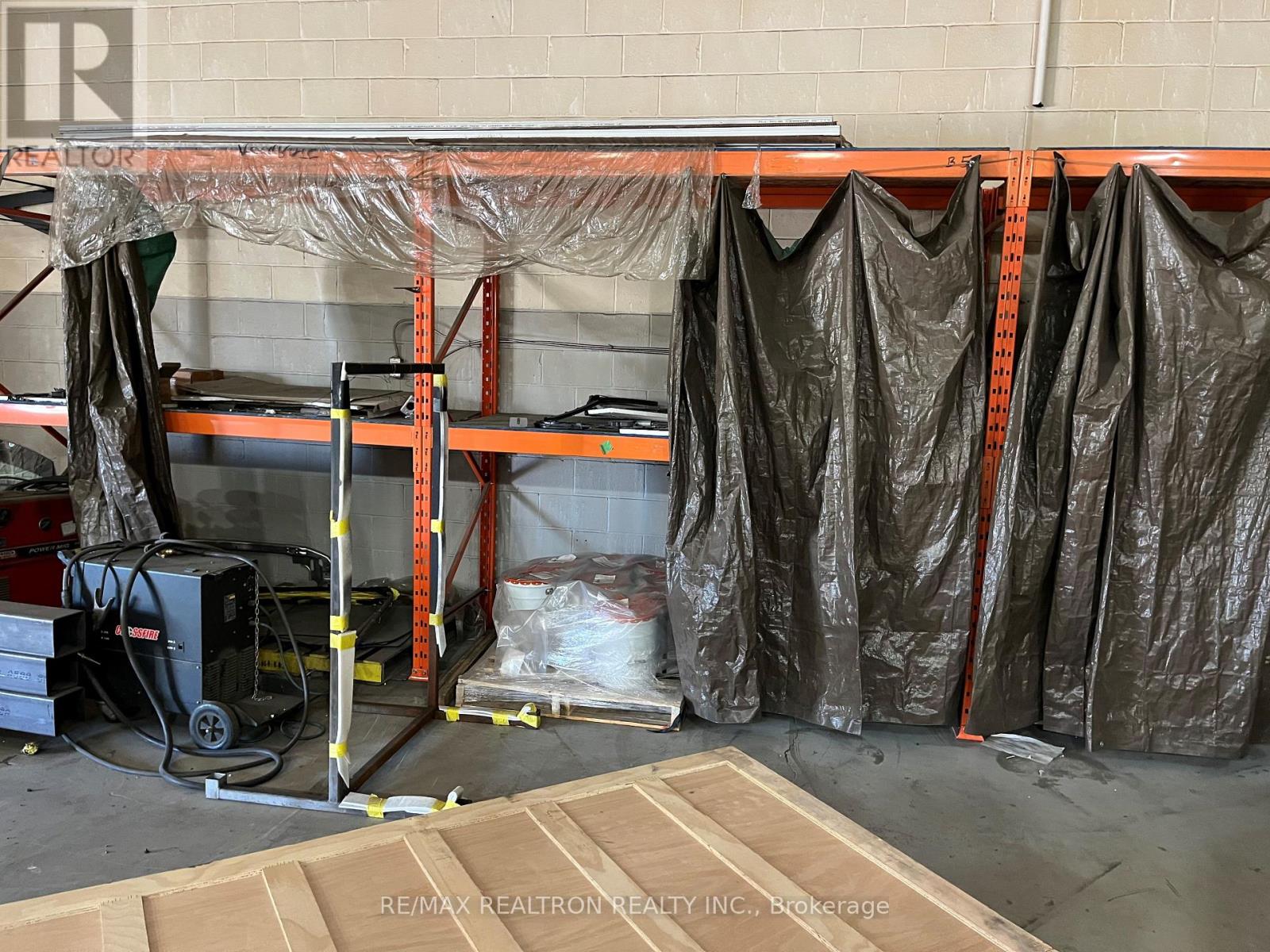 31 Saunders Road, Barrie, Ontario  L4N 9Y2 - Photo 16 - S12640696