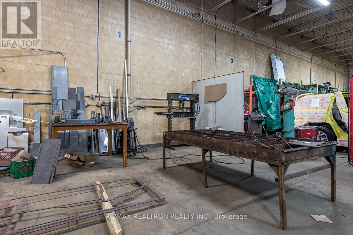 31 Saunders Road, Barrie, Ontario  L4N 9Y2 - Photo 25 - S12640696