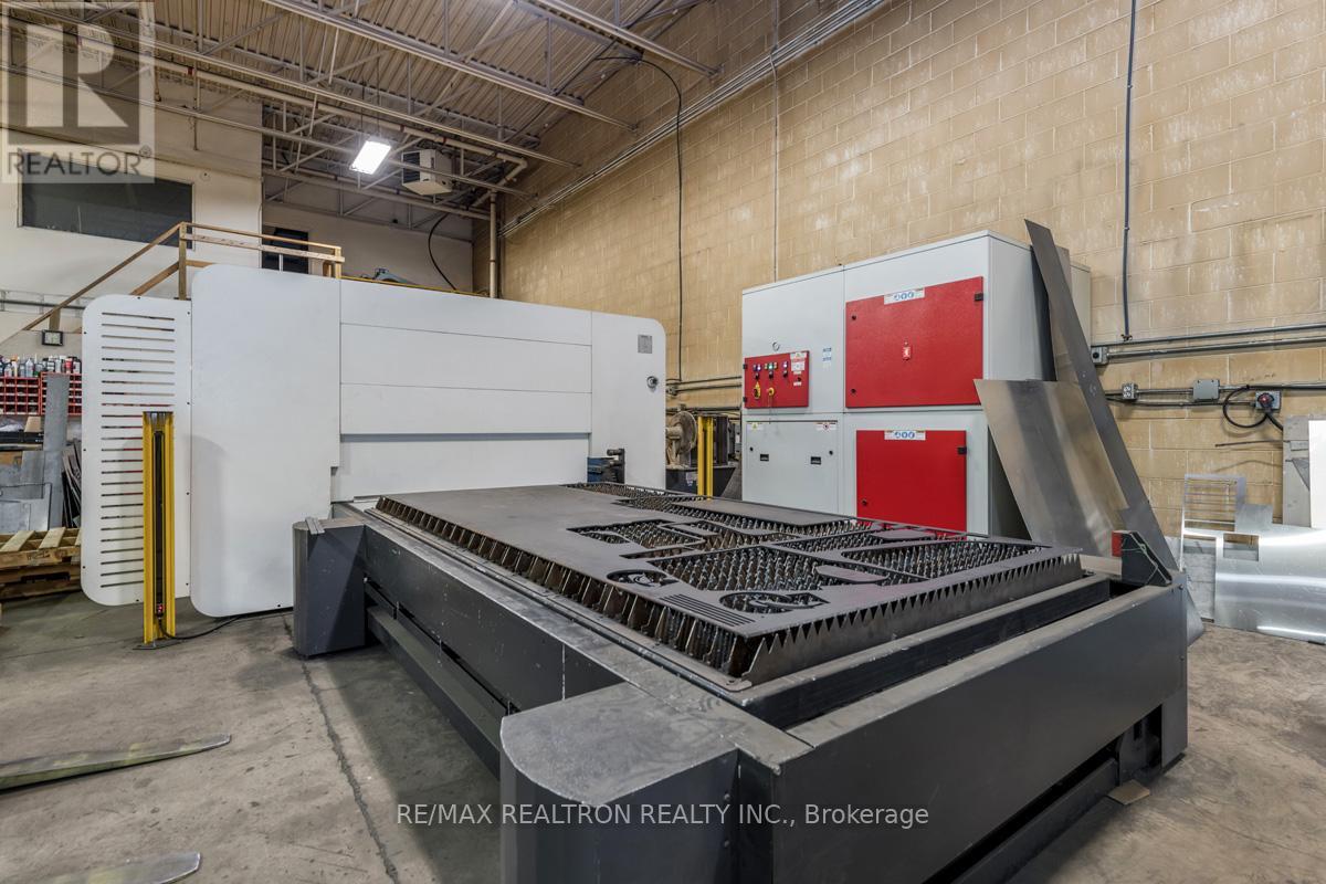 31 Saunders Road, Barrie, Ontario  L4N 9Y2 - Photo 26 - S12640696