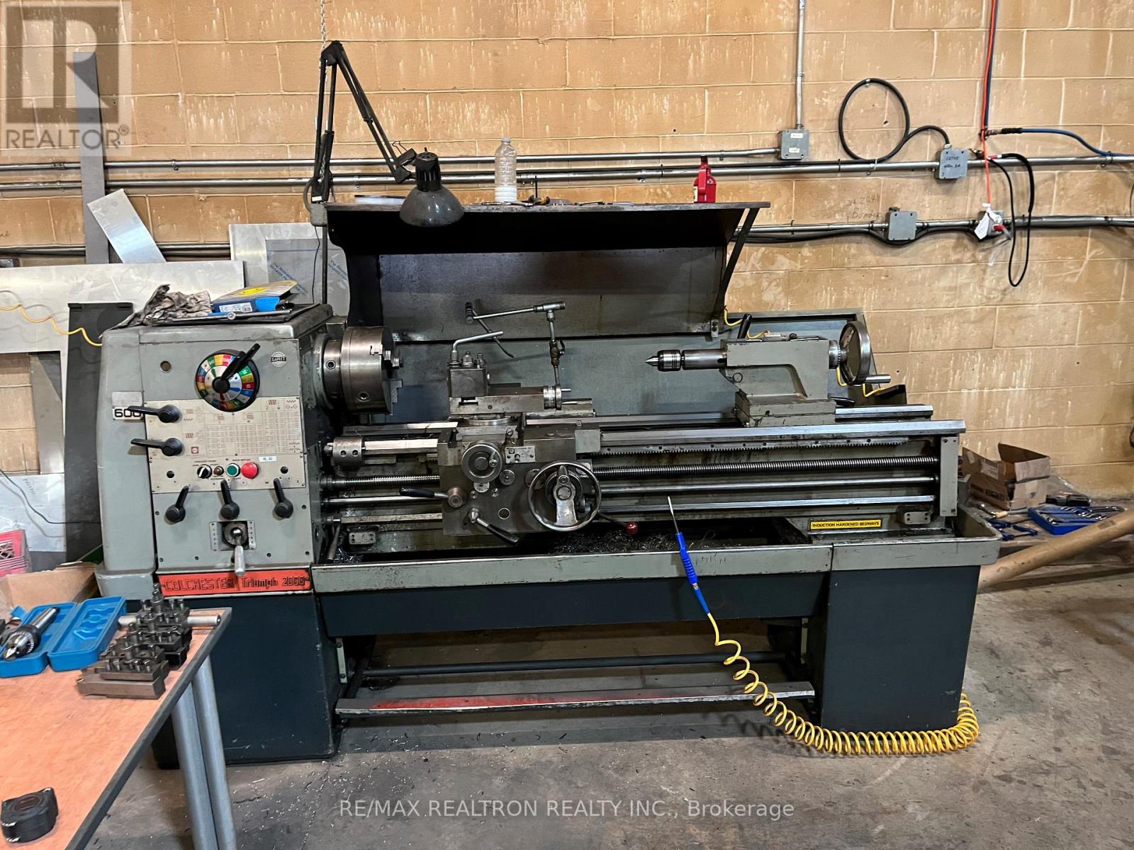 31 Saunders Road, Barrie, Ontario  L4N 9Y2 - Photo 4 - S12640696