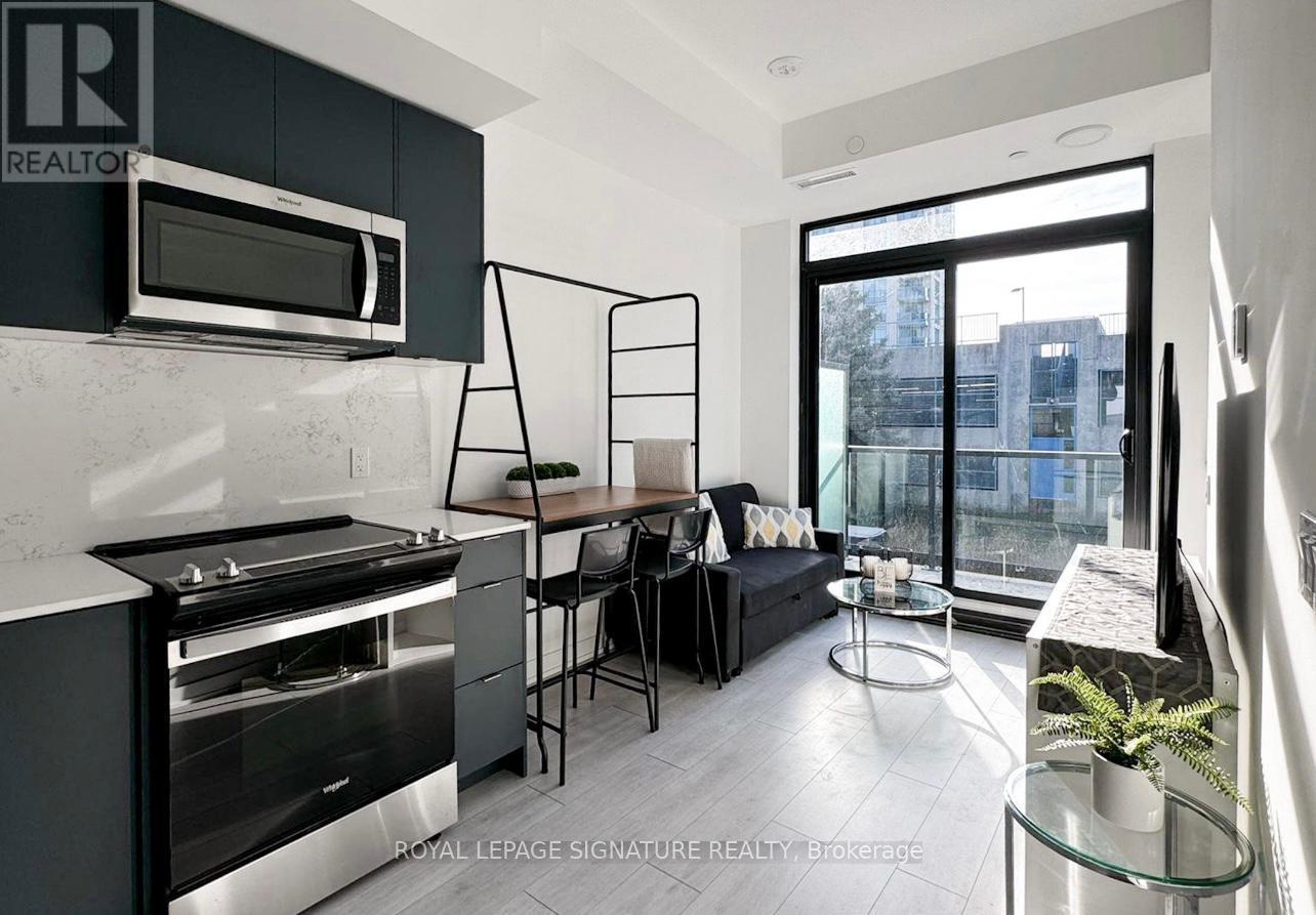 188 F - 1608 CHARLES STREET W, Whitby, Ontario