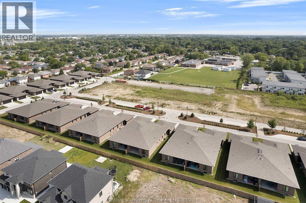 674 Lily Mac Boulevard, Windsor, Ontario N6E 3N7 - Photo 42 - 25031819