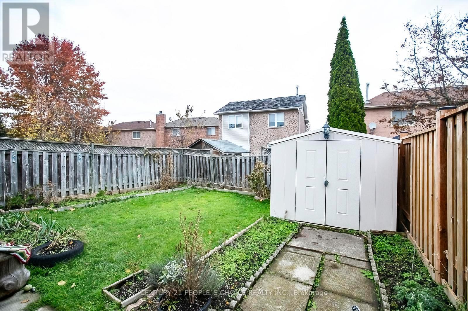 43 Letty Avenue, Brampton (Fletcher's West), Ontario  L6Y 4T3 - Photo 47 - W12640648