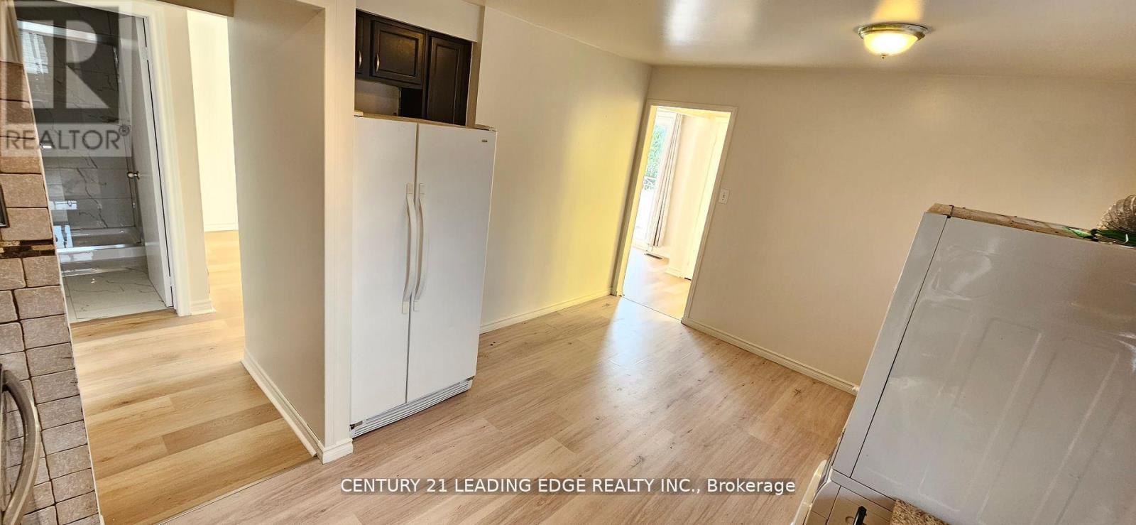 Upper - 39 Mallard Crescent, Brampton (Central Park), Ontario  L6S 2T7 - Photo 11 - W12640694