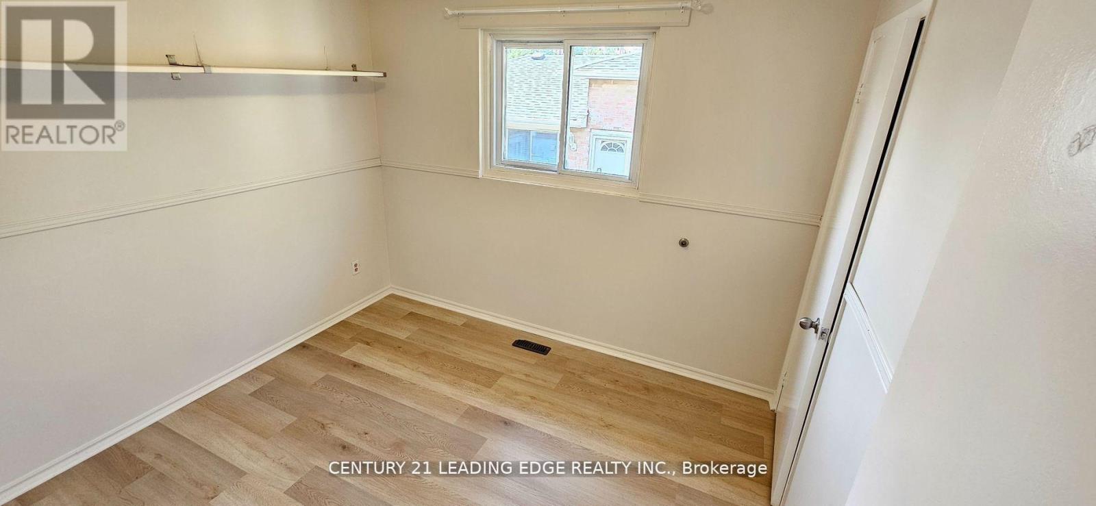 Upper - 39 Mallard Crescent, Brampton (Central Park), Ontario  L6S 2T7 - Photo 18 - W12640694