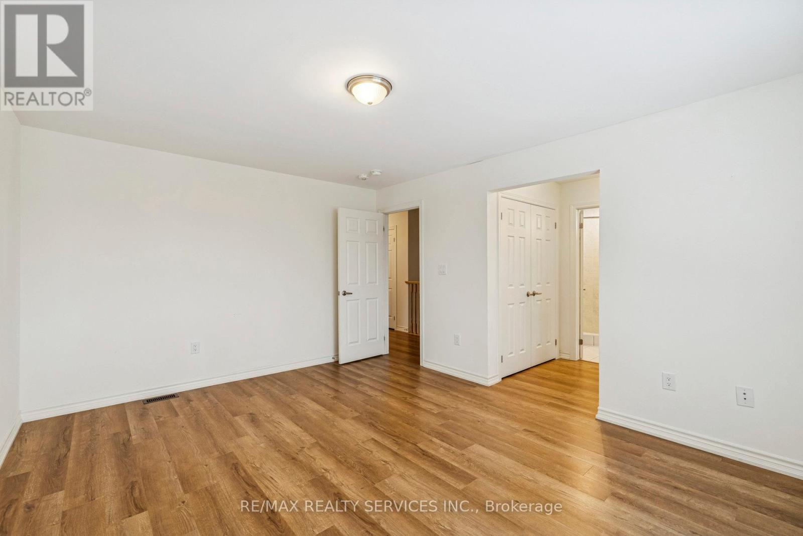 1226 Plato Drive, Fort Erie (Crescent Park), Ontario  L2A 0C7 - Photo 23 - X12640632