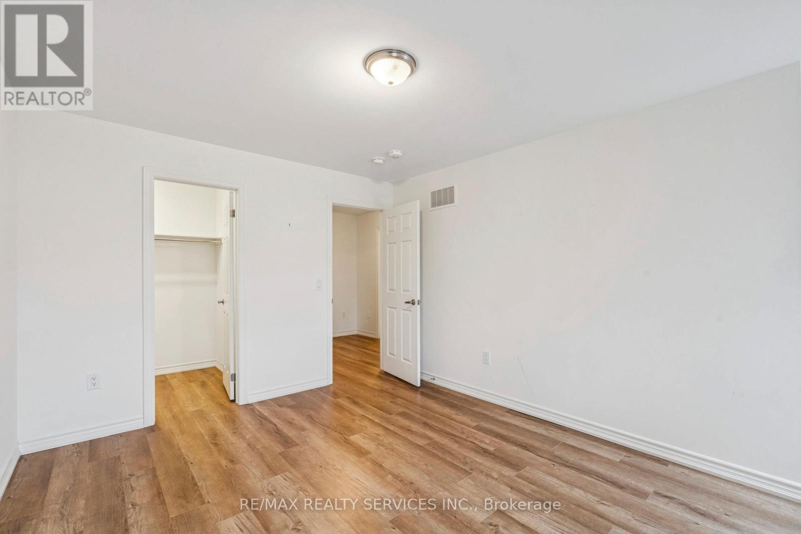 1226 Plato Drive, Fort Erie (Crescent Park), Ontario  L2A 0C7 - Photo 33 - X12640632