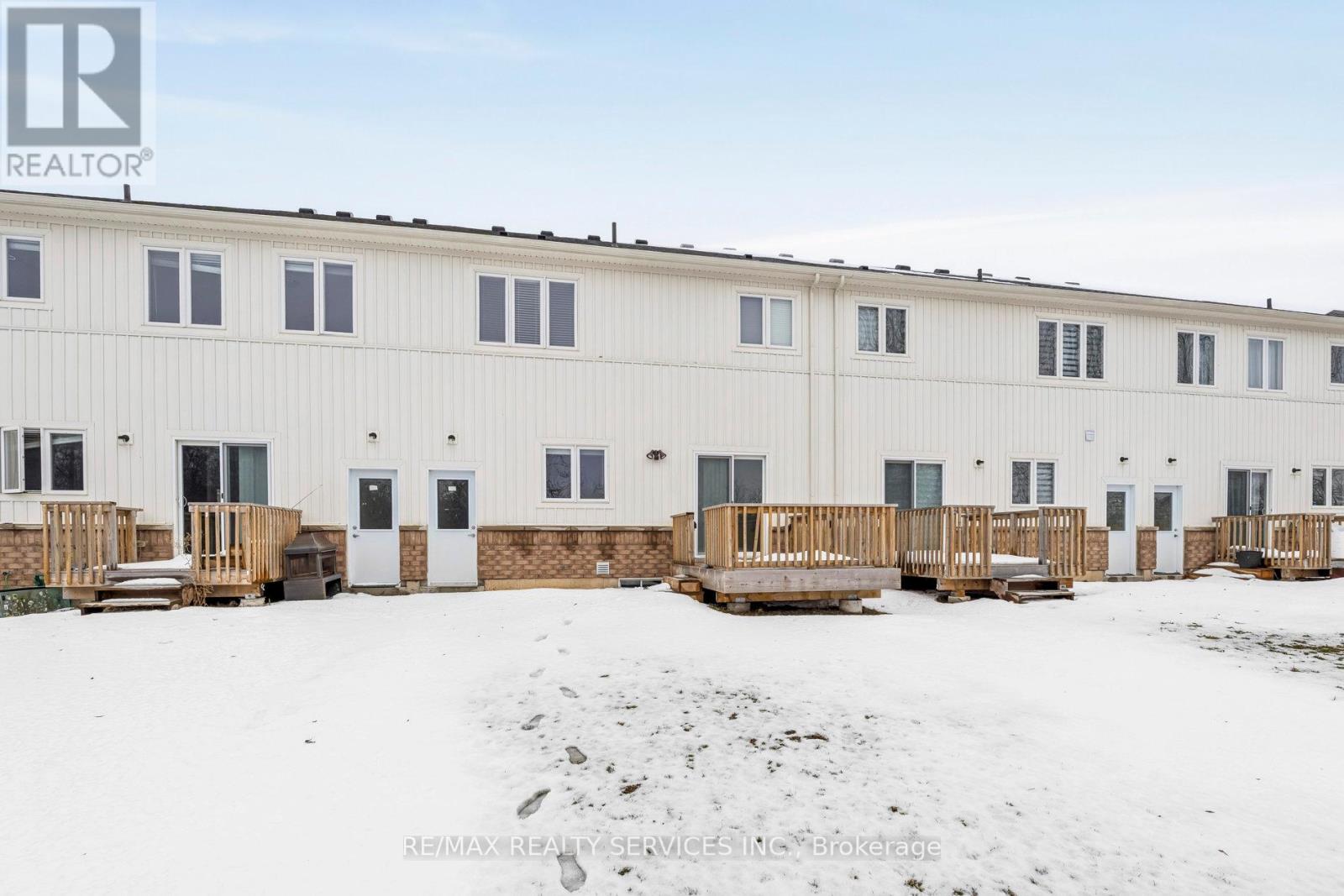 1226 Plato Drive, Fort Erie (Crescent Park), Ontario  L2A 0C7 - Photo 38 - X12640632