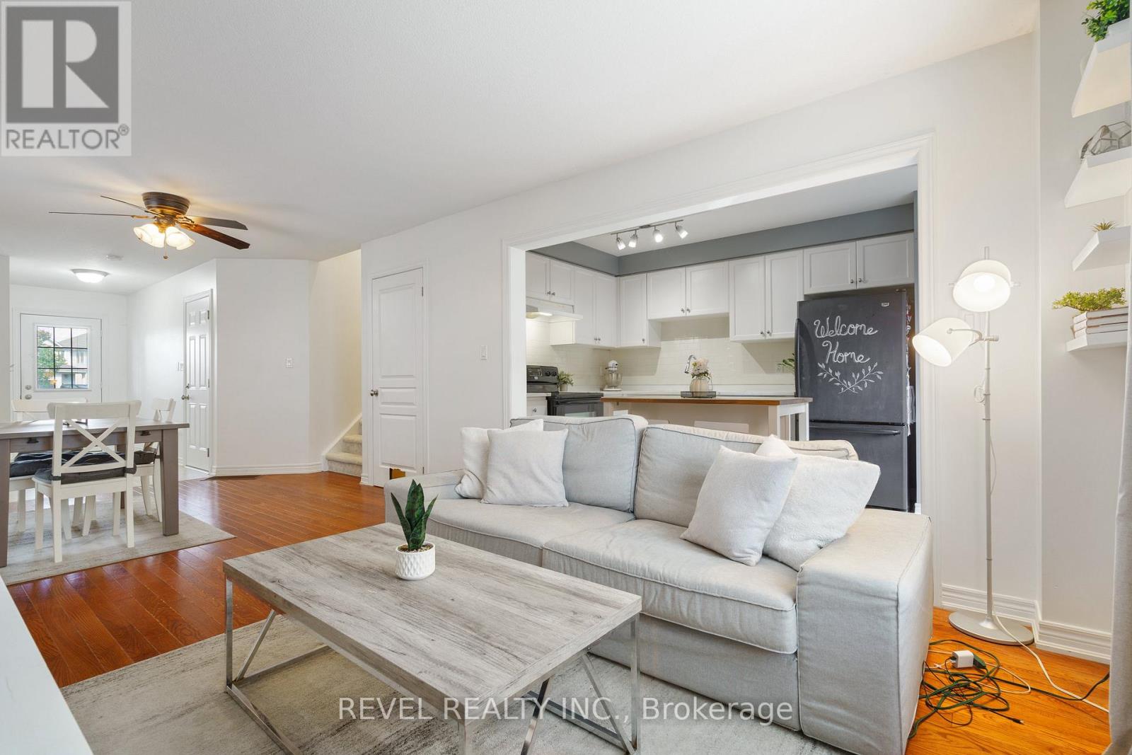 35 - 222 Fall Fair Way, Hamilton (Binbrook), Ontario  L0R 1C0 - Photo 13 - X12640664