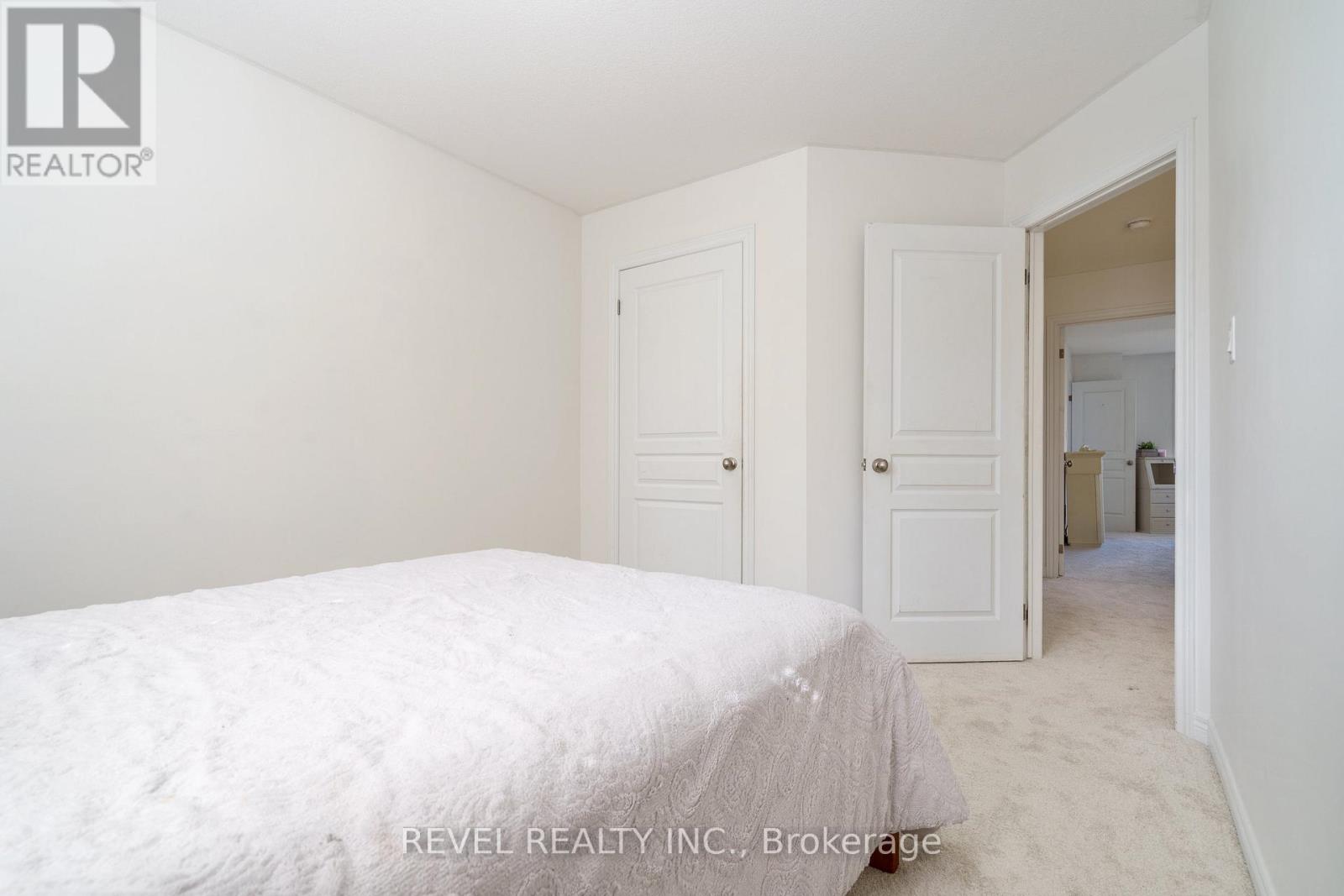 35 - 222 Fall Fair Way, Hamilton (Binbrook), Ontario  L0R 1C0 - Photo 33 - X12640664