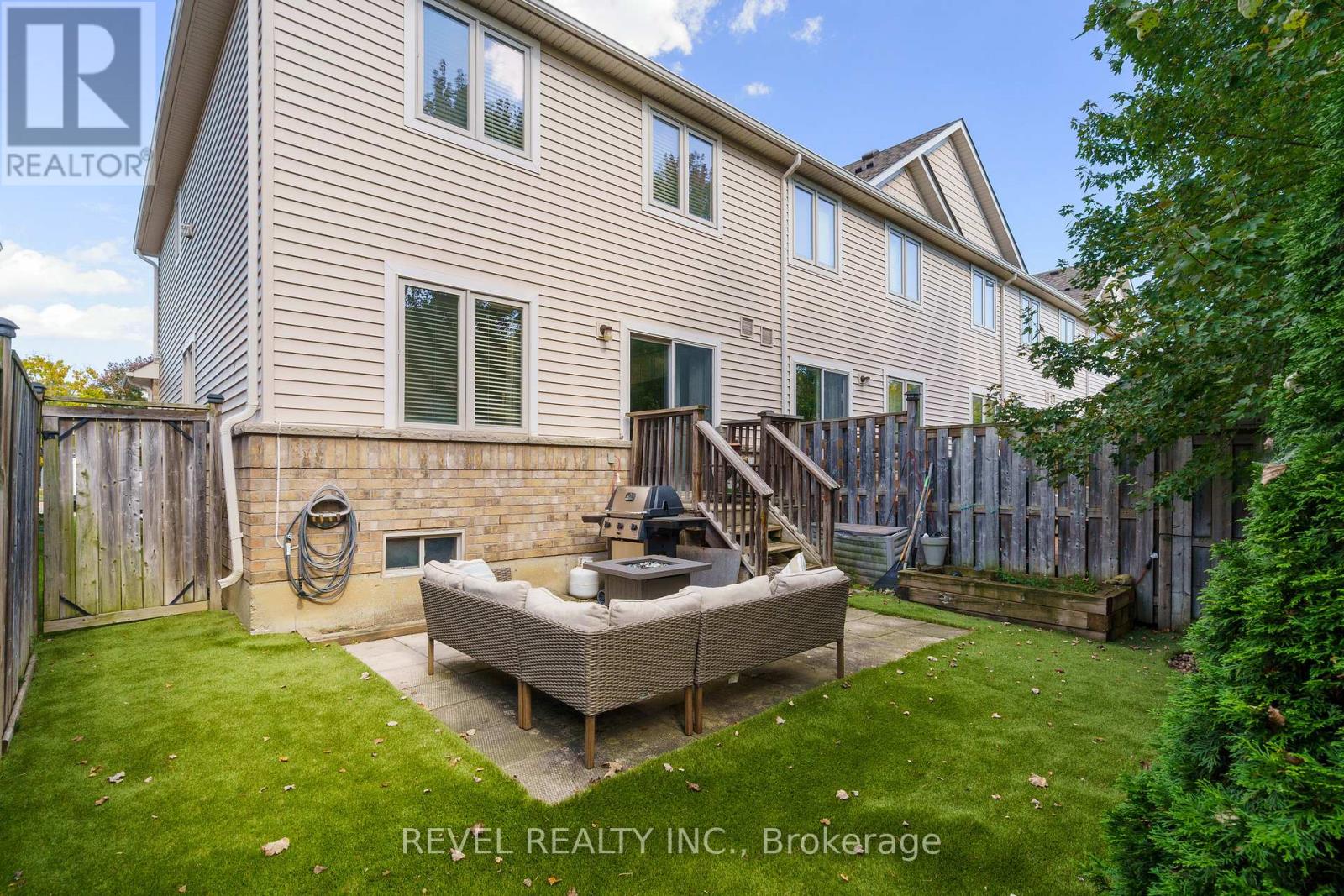 35 - 222 Fall Fair Way, Hamilton (Binbrook), Ontario  L0R 1C0 - Photo 45 - X12640664