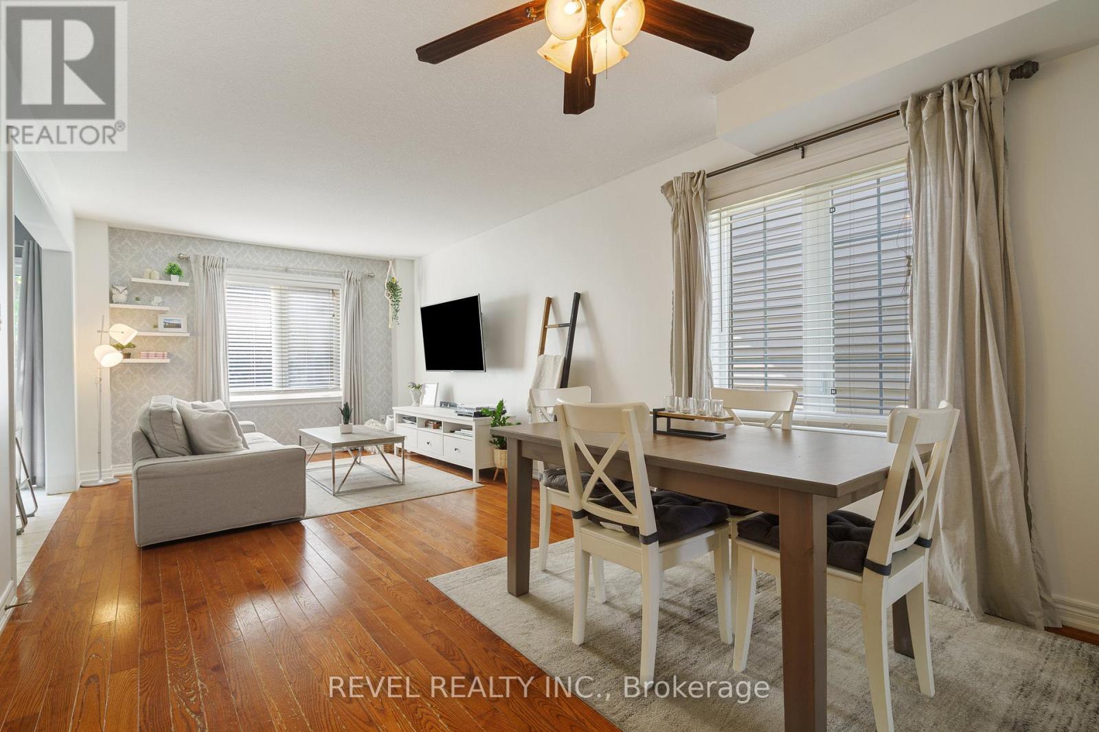 35 - 222 Fall Fair Way, Hamilton (Binbrook), Ontario  L0R 1C0 - Photo 6 - X12640664