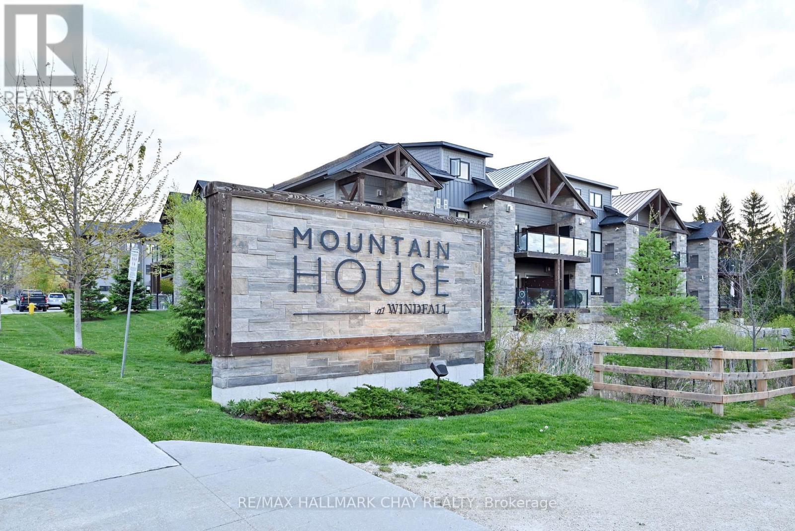 105 - 18 BECKWITH LANE, Blue Mountains, Ontario