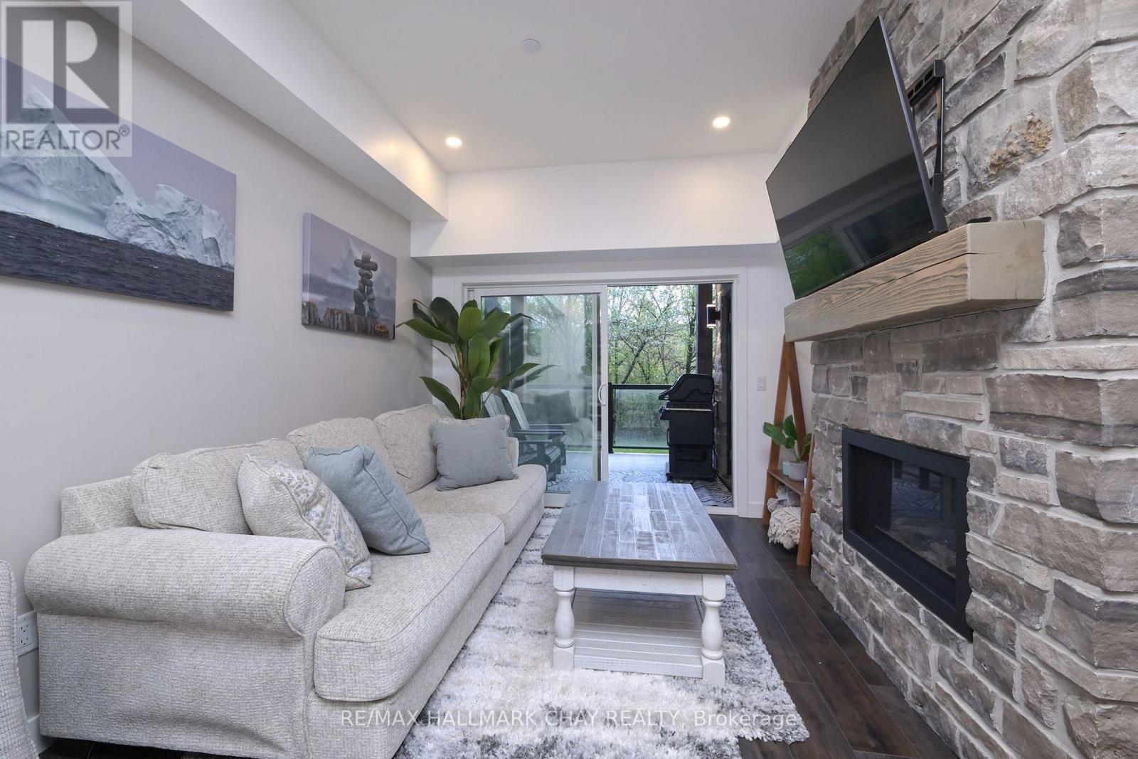 105 - 18 Beckwith Lane, Blue Mountains, Ontario  L9Y 3B6 - Photo 13 - X12640716