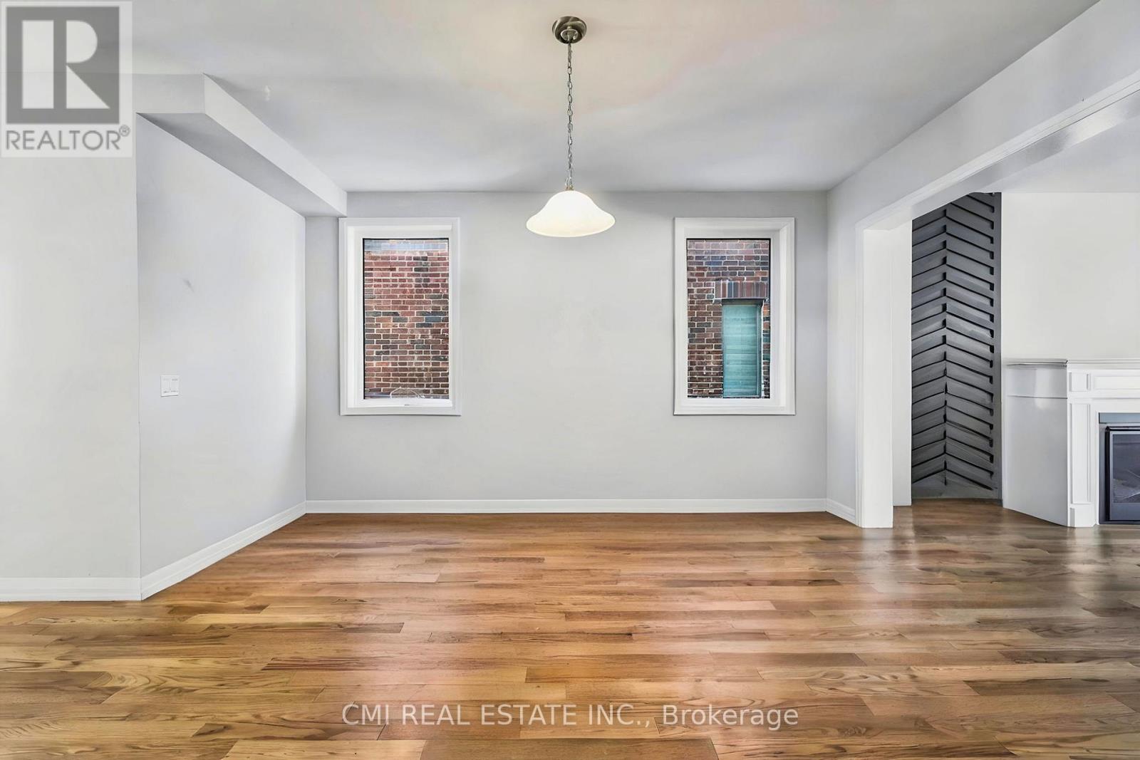 1403 Upper Thames Drive, Woodstock (Woodstock - North), Ontario  N4T 0N9 - Photo 17 - X12640752