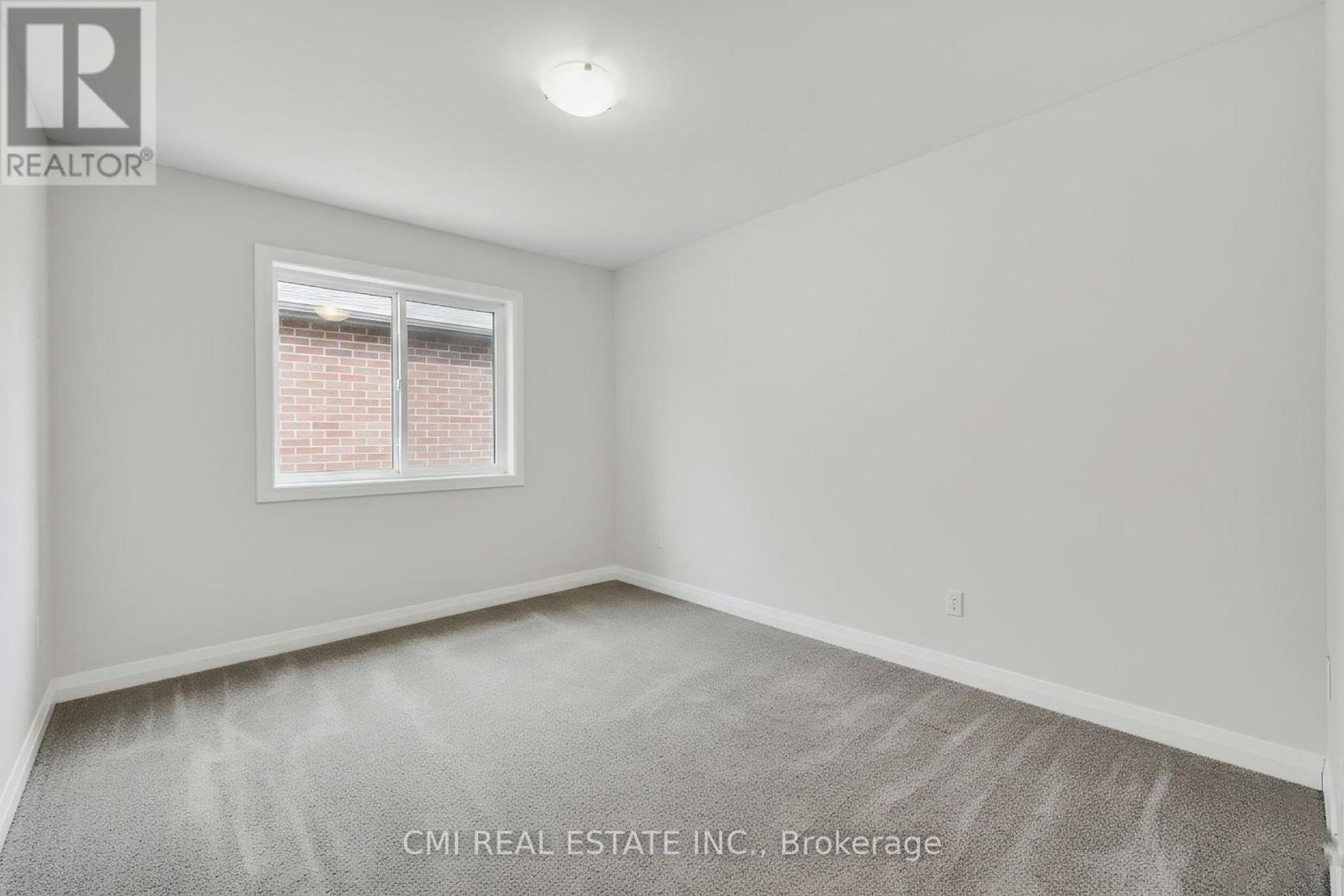 1403 Upper Thames Drive, Woodstock (Woodstock - North), Ontario  N4T 0N9 - Photo 36 - X12640752