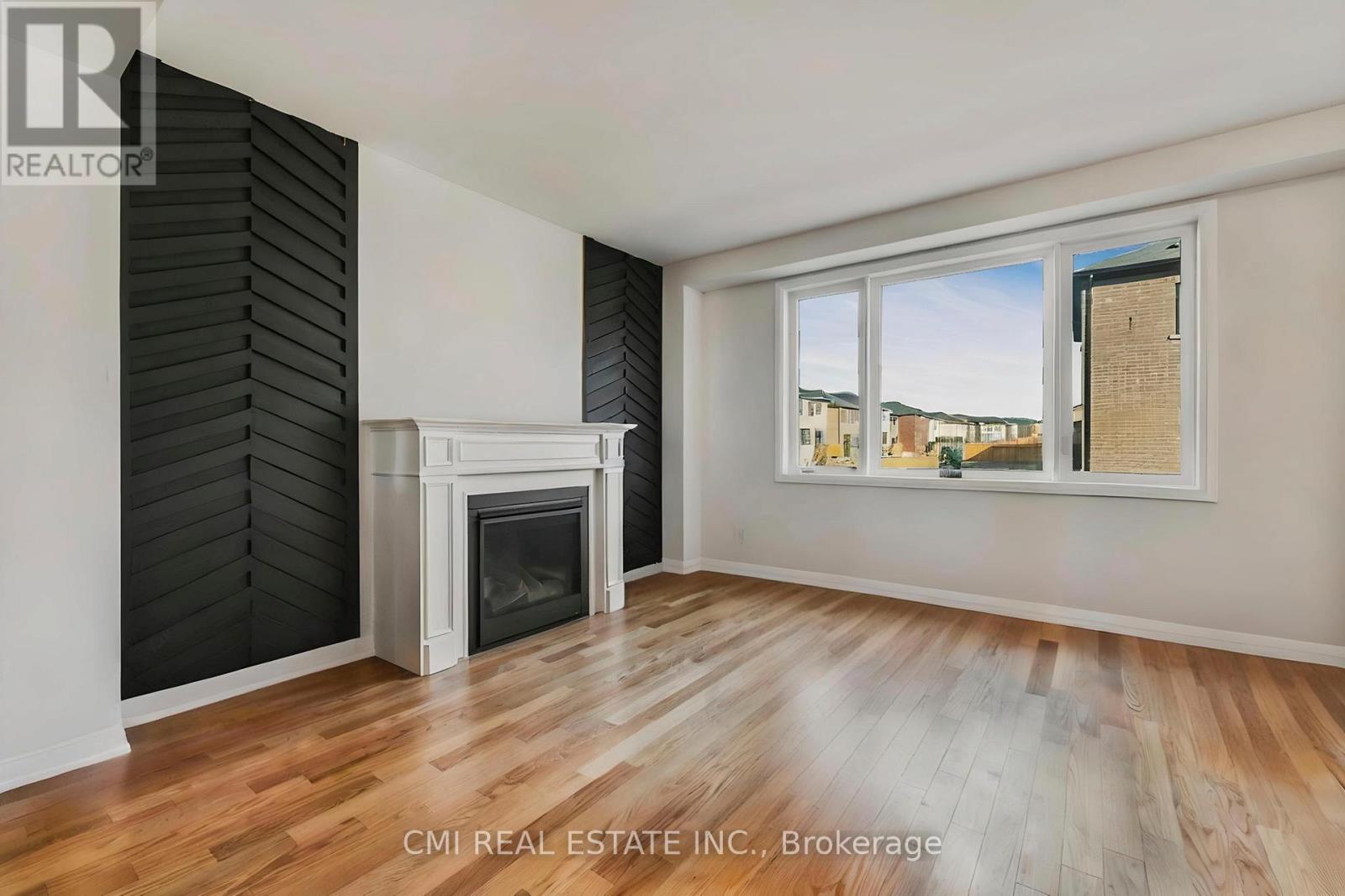 1403 Upper Thames Drive, Woodstock (Woodstock - North), Ontario  N4T 0N9 - Photo 7 - X12640752