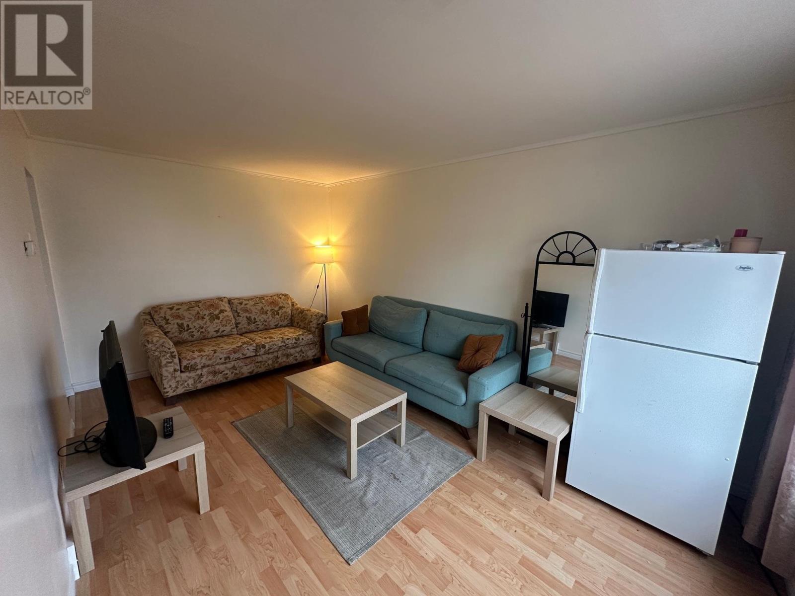 744 Pine St, Sault Ste. Marie, Ontario P6B 3G1 - Photo 7 - SM253133