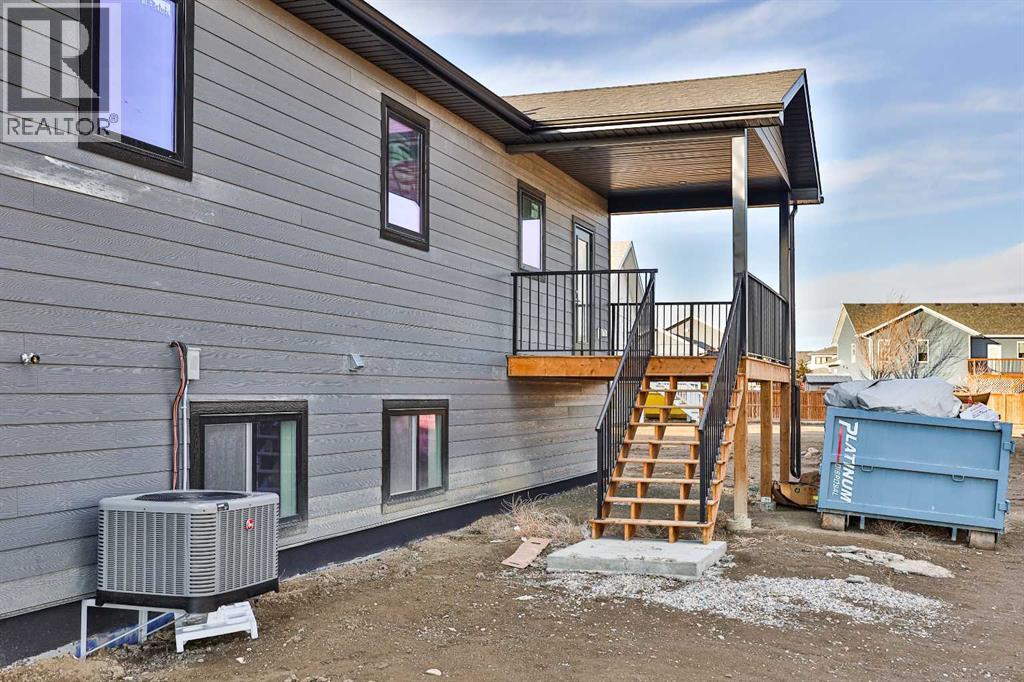 329 9 Street N, Picture Butte, Alberta  T0K 1V0 - Photo 37 - A2274685