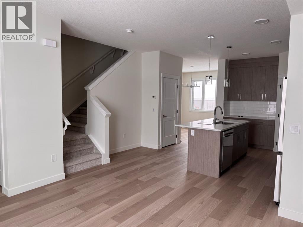 1923 Mccaskill Drive, Crossfield, Alberta  t0m 0s0 - Photo 3 - A2274992