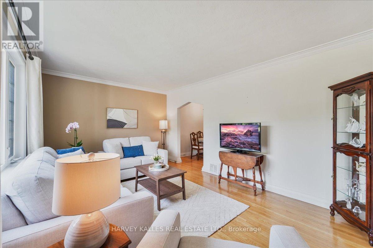 274 Poyntz Avenue, Toronto (Lansing-Westgate), Ontario  M2N 1J9 - Photo 5 - C12640306