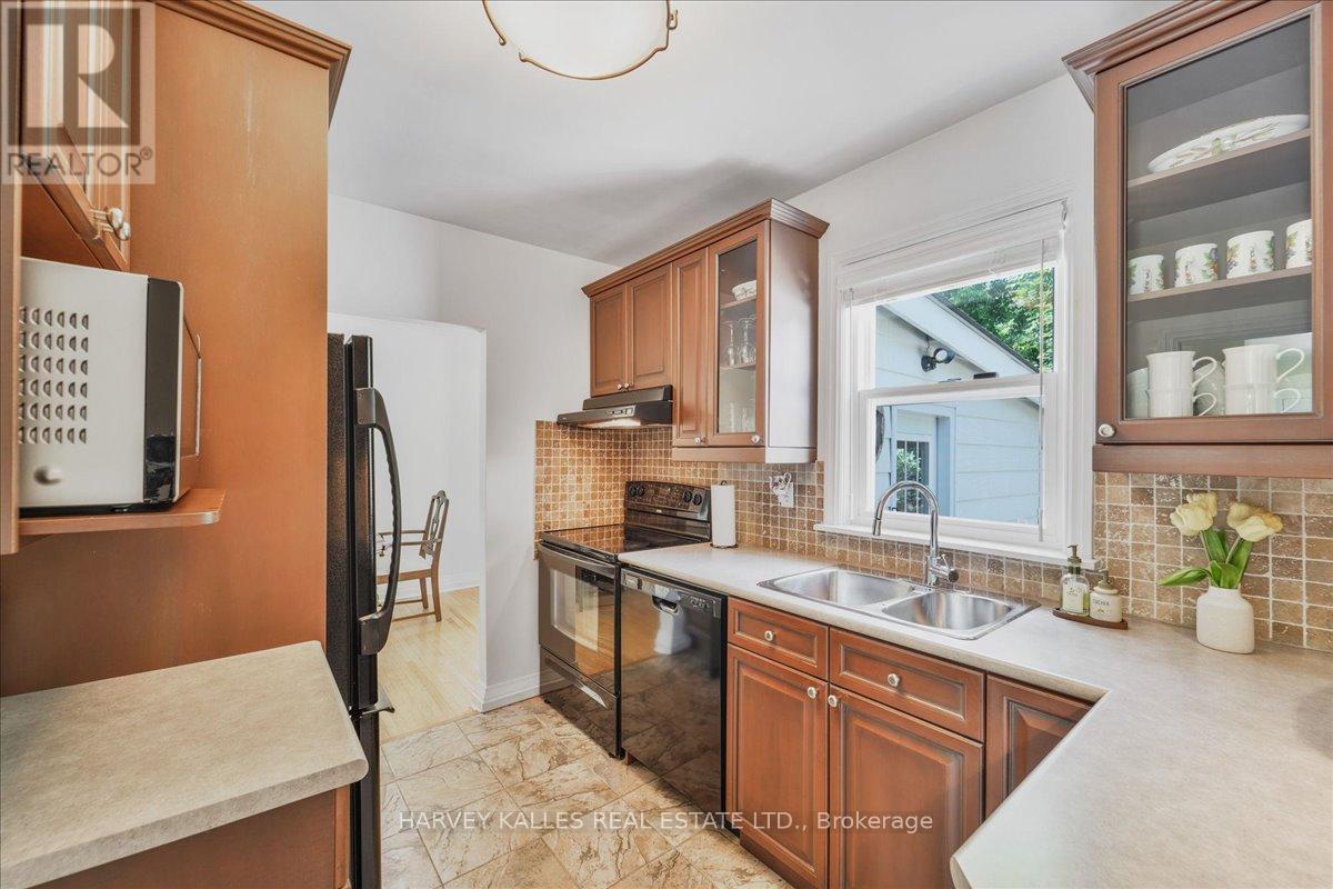 274 Poyntz Avenue, Toronto (Lansing-Westgate), Ontario  M2N 1J9 - Photo 9 - C12640306