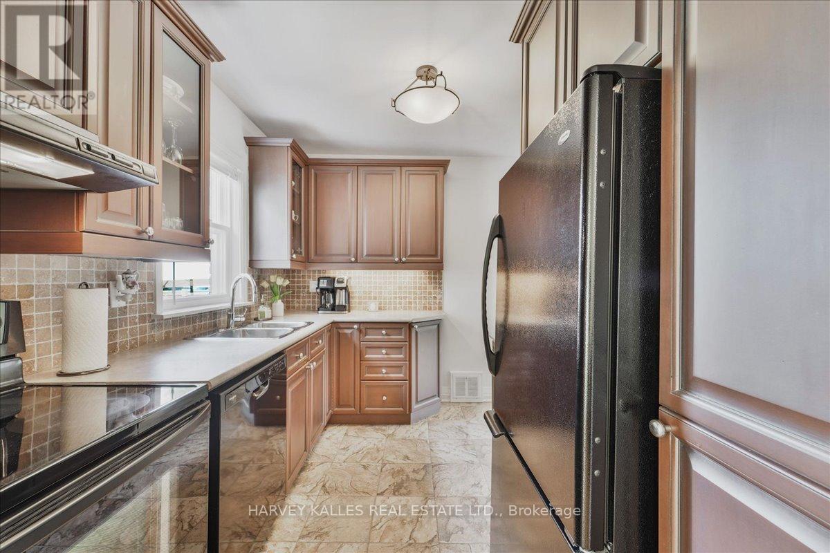 274 Poyntz Avenue, Toronto (Lansing-Westgate), Ontario  M2N 1J9 - Photo 8 - C12640306